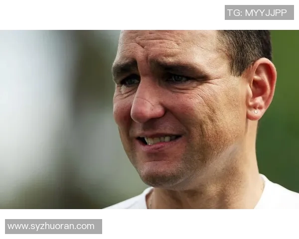 足球明星恶霸行为全景解析与案例分享模板汇总